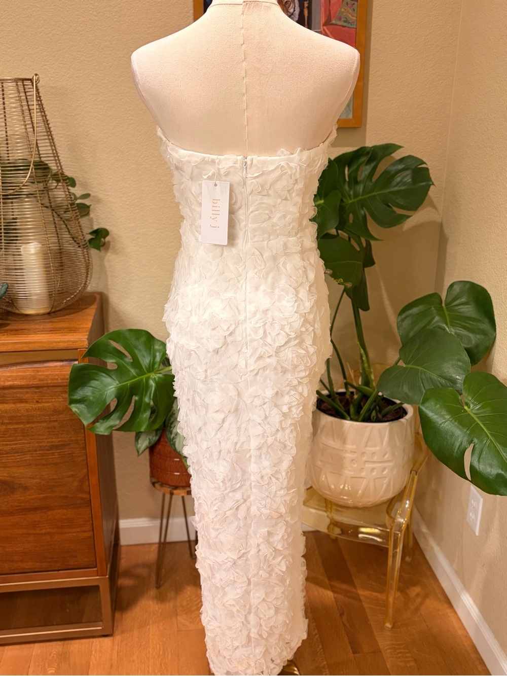 NWT Billy J Strapless White Floral Appliqué Midi Dress with Side Slit - US XS - Picture 8 of 11